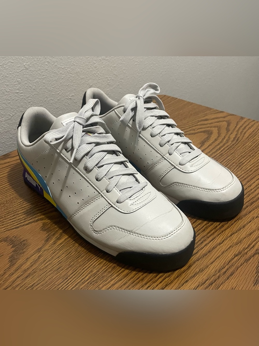 Puma Sneakers